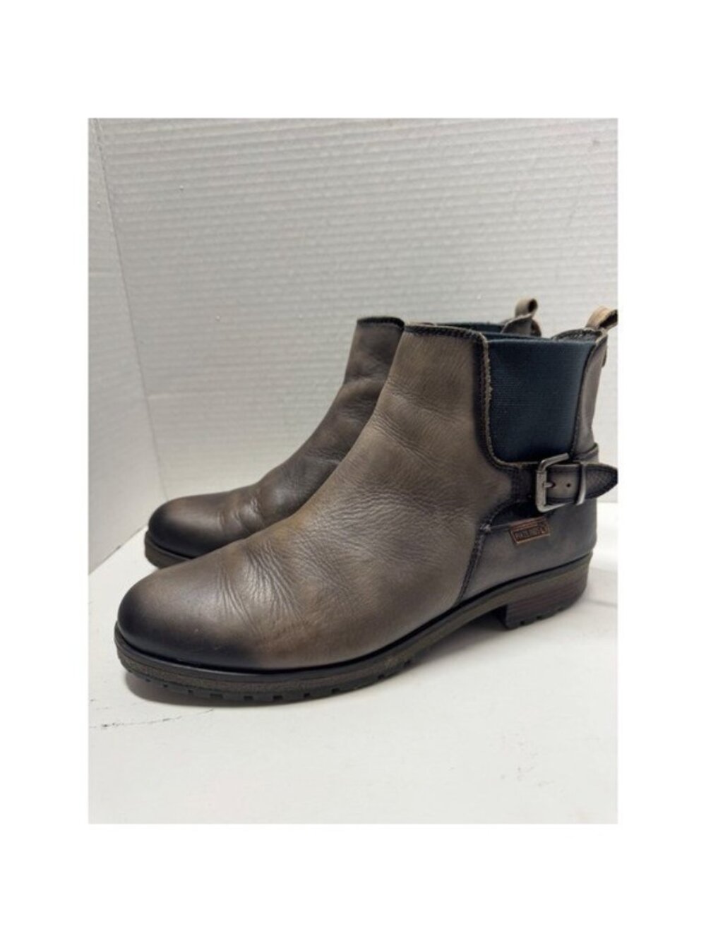 Pikolinos Grey Brown Leather Buckle Ankle Boots Lug Sole Size 40 9.5